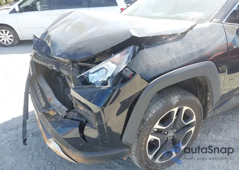 2020 Toyota Rav4 Adventure z USA, uszkodzony, nr VIN 2T3J1RFV8LC137522